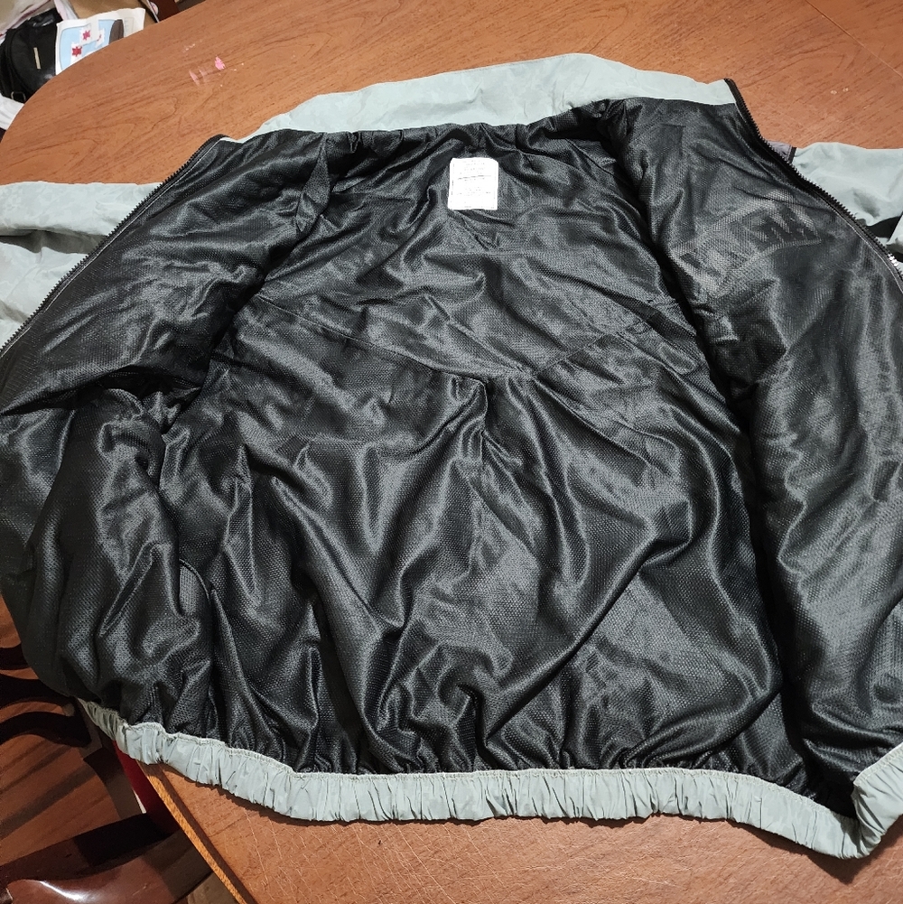 NWOT ... U.S. Army Gray and Black Jacket - Picture 5 of 8